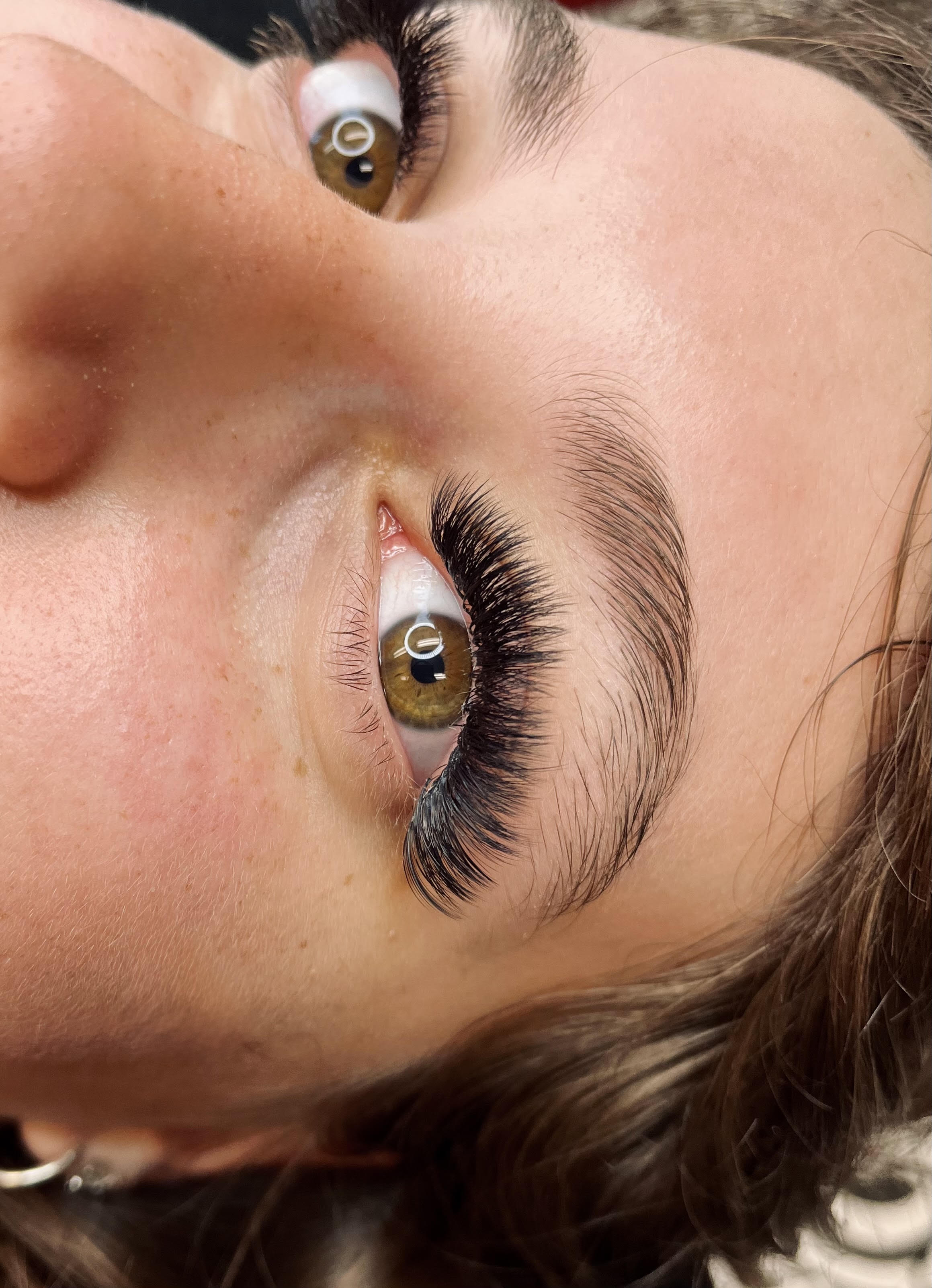 Volume set of lash extensions